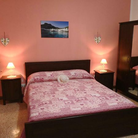 לינה וארוחת בוקר טרפאני Isole Egadi מראה חיצוני תמונה